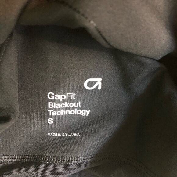 GapFit Blackout Athletic Set High-Waisted Silicone Stripe Bra (S) & Legging (XS) - Picture 4 of 10